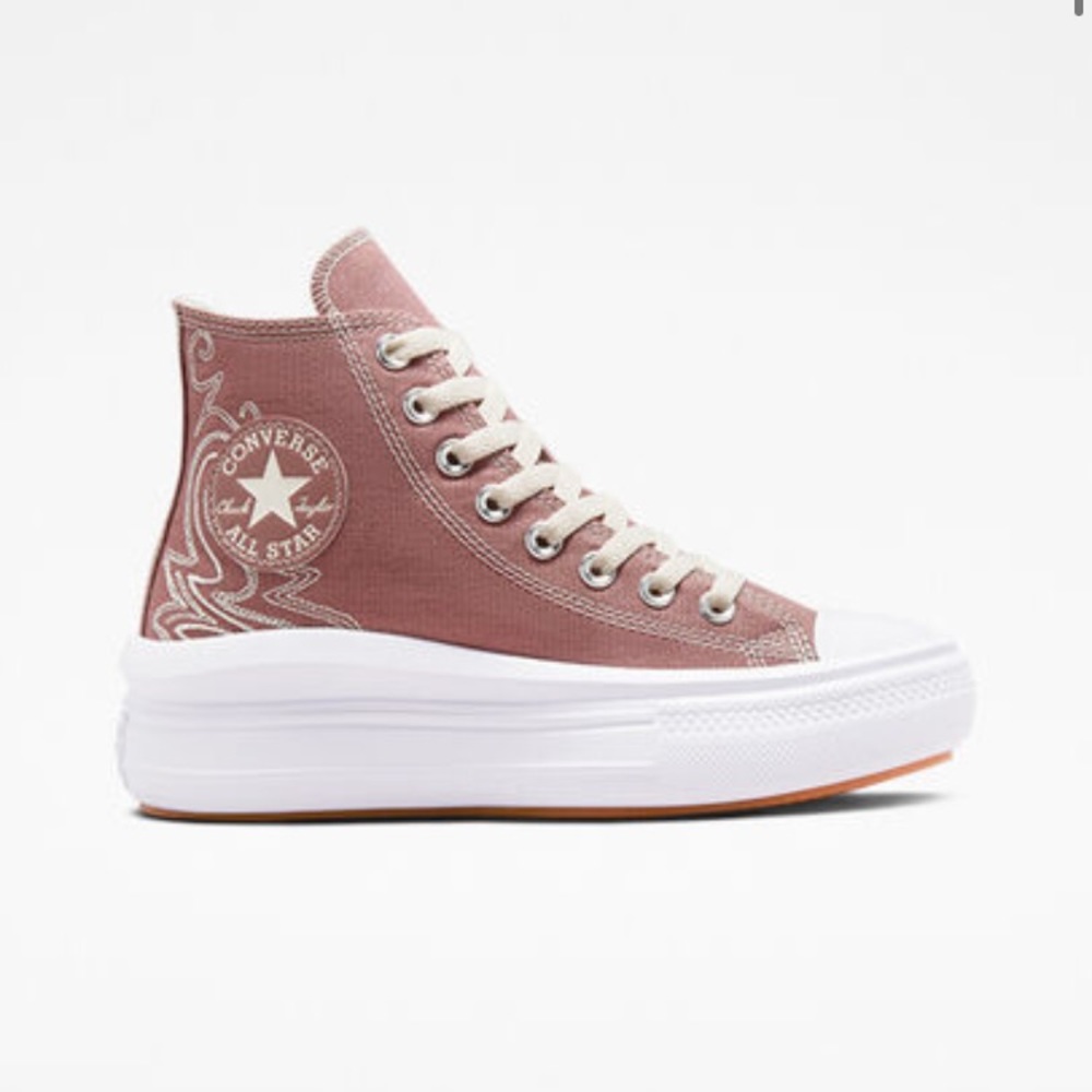 Chuck Taylor All Star Move Platform Western Embroidery, New without tags